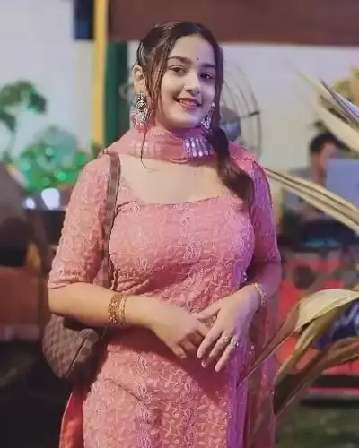 Call Girls Kaimganj Cash On Delivery